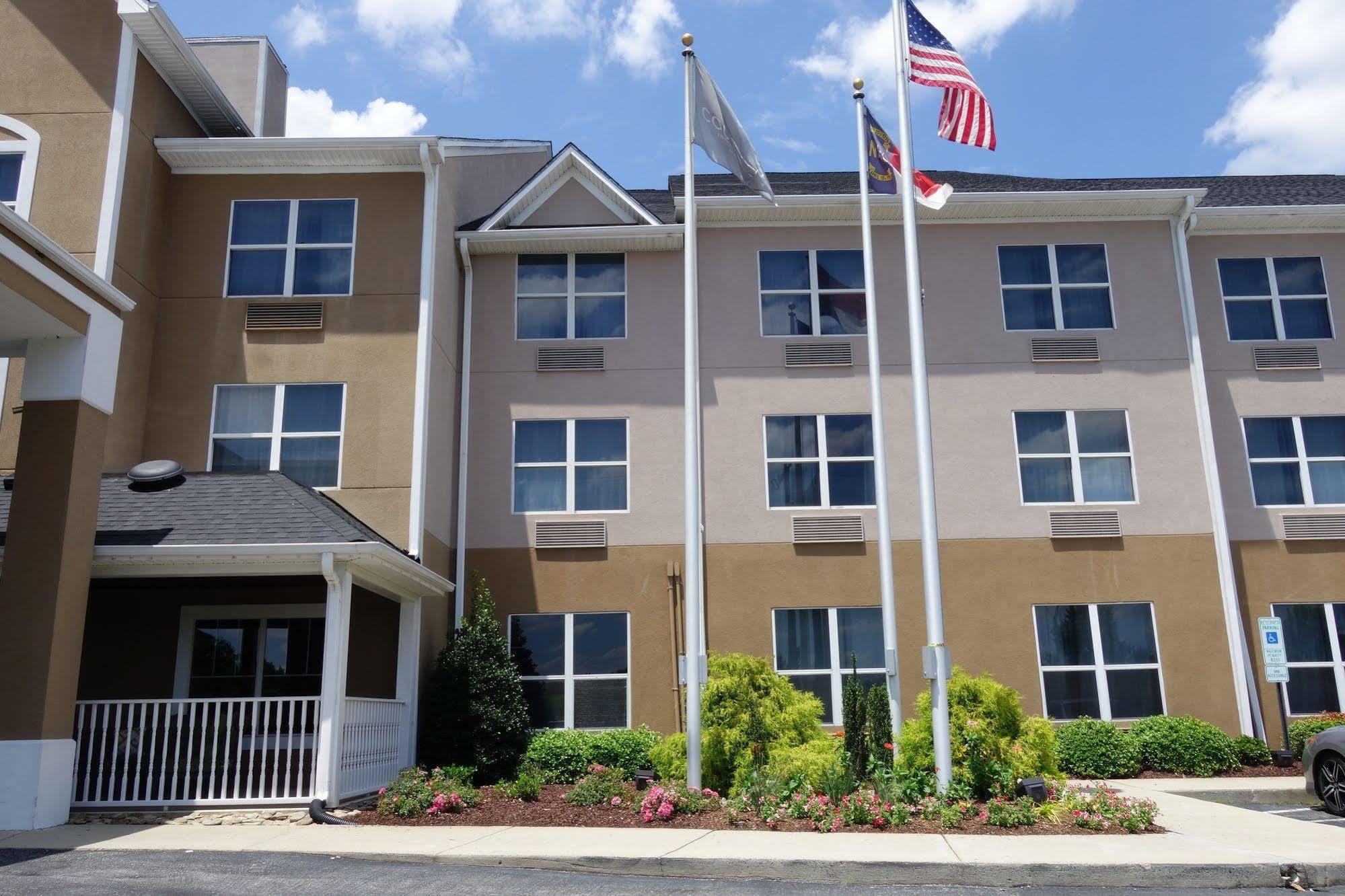 Country Inn & Suites By Radisson, Burlington Elon , Nc Екстер'єр фото